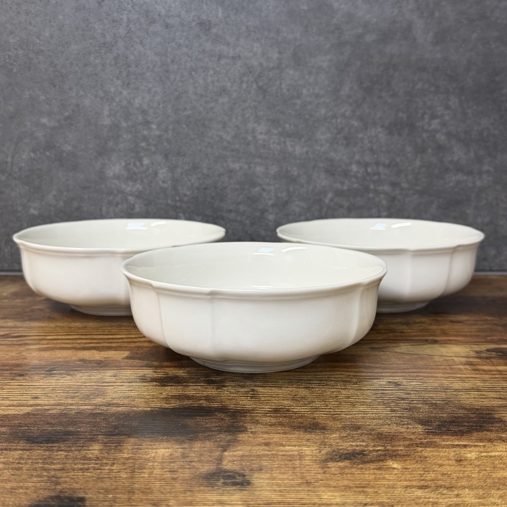 Villeroy & Boch Manoir 5.75" Cereal Bowls Set of 3 White French Provincial